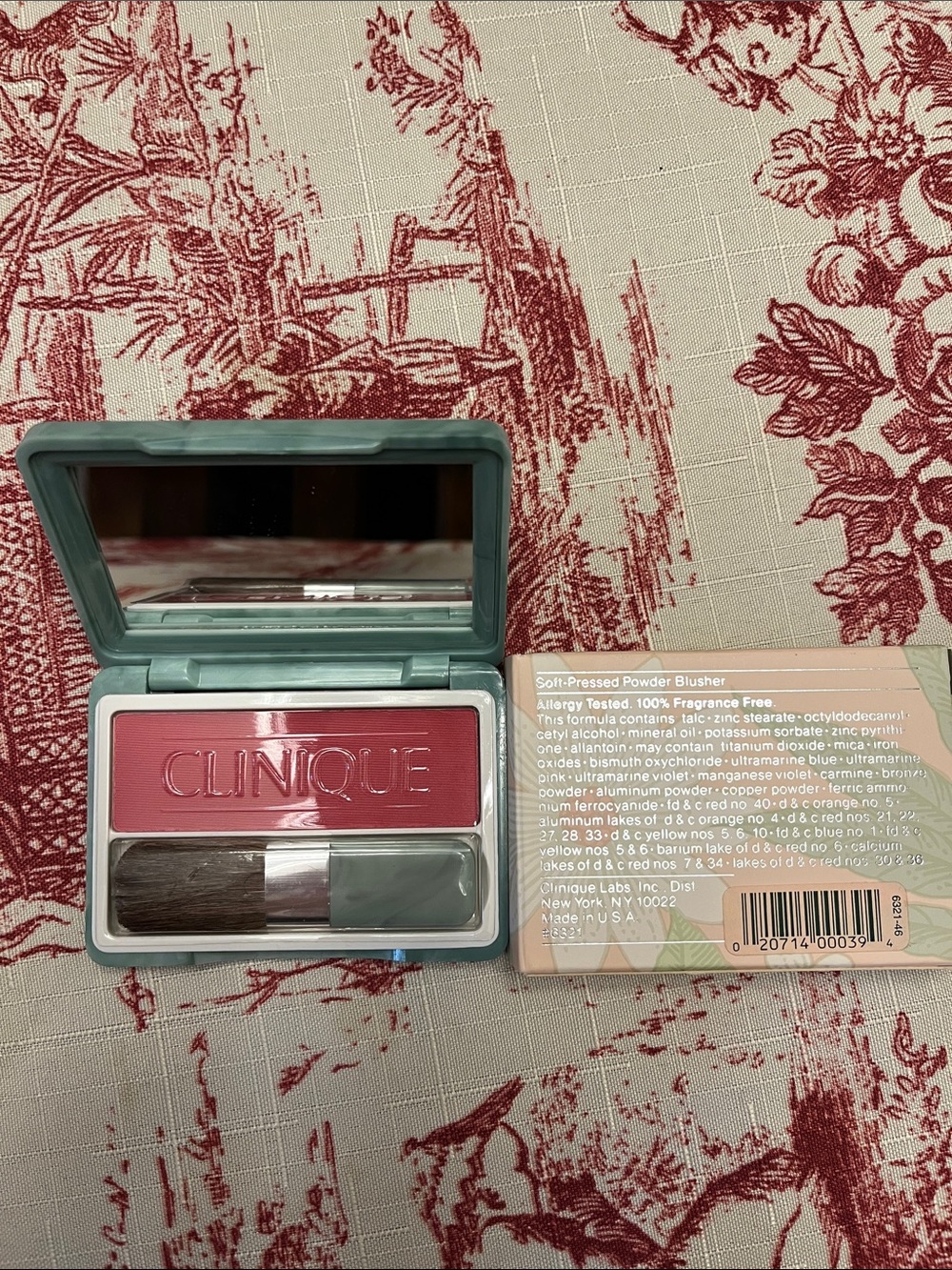 Clinique Soft-Pressed Powder NWT Blusher - Teal Green Compact .27oz